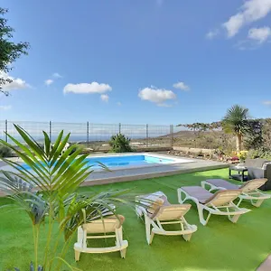  Apartment Private Heated Pool